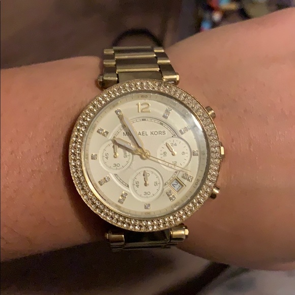 Gold Michael Kors watch - Picture 1 of 2